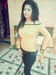 Escorts Call Girls Service 24/7 Aaradhya ( 33 Years)