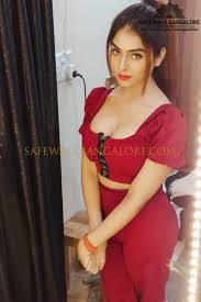 Escorts Call Girls Service 24/7 Zoya ( 25 Years)